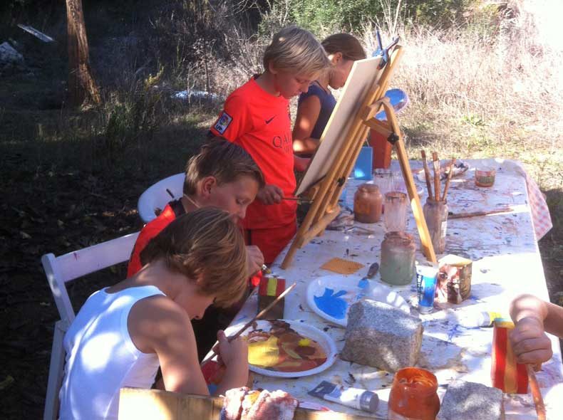 Kinderen schilderen